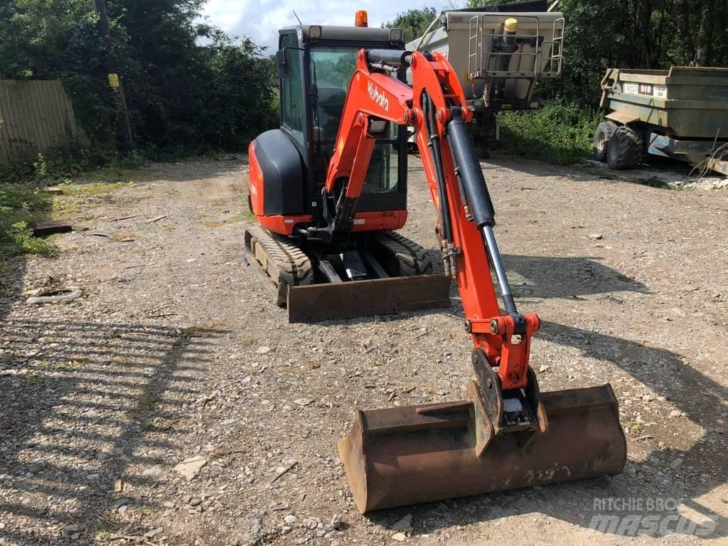 Kubota KX 027-4 小型挖土機/掘鑿機<7t(小型挖掘機)