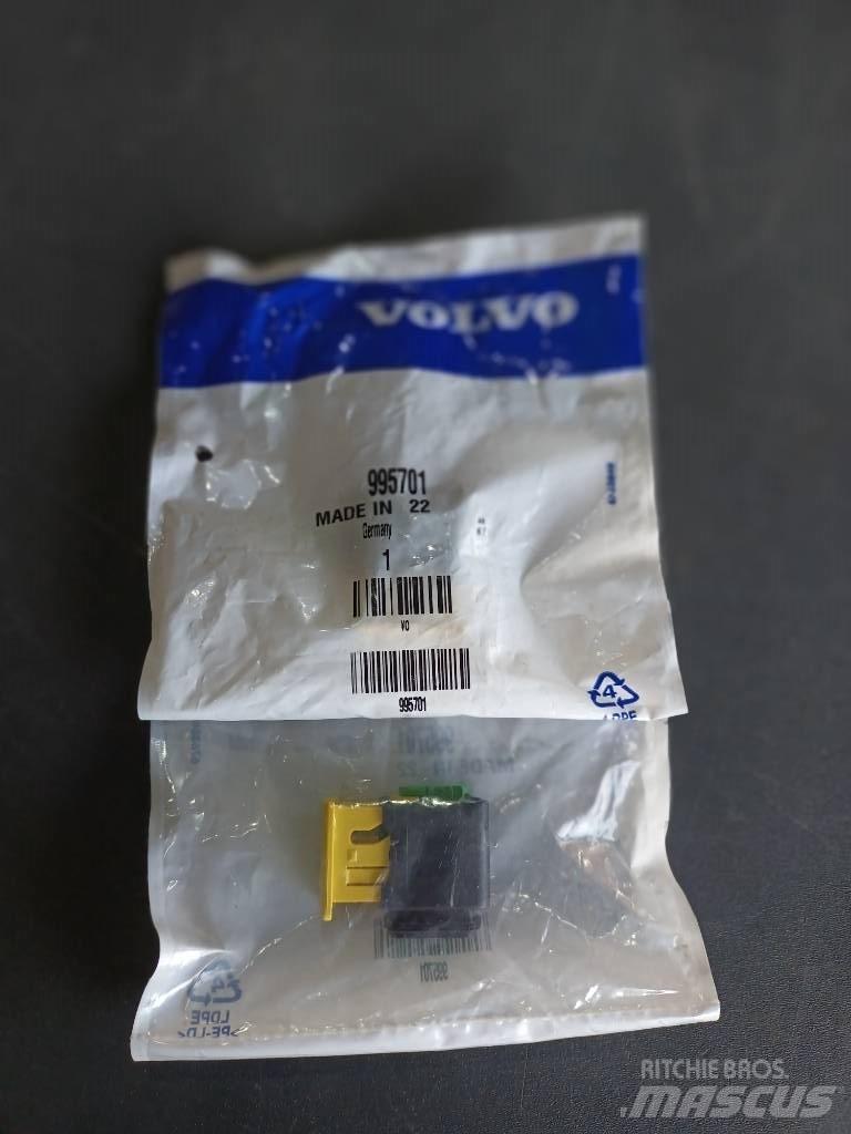 Volvo HOUSING 995701 電子設備