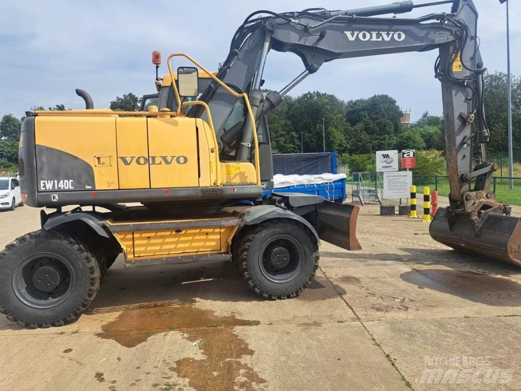 Volvo EW 140 C 旋轉式挖土機/掘鑿機/挖掘機
