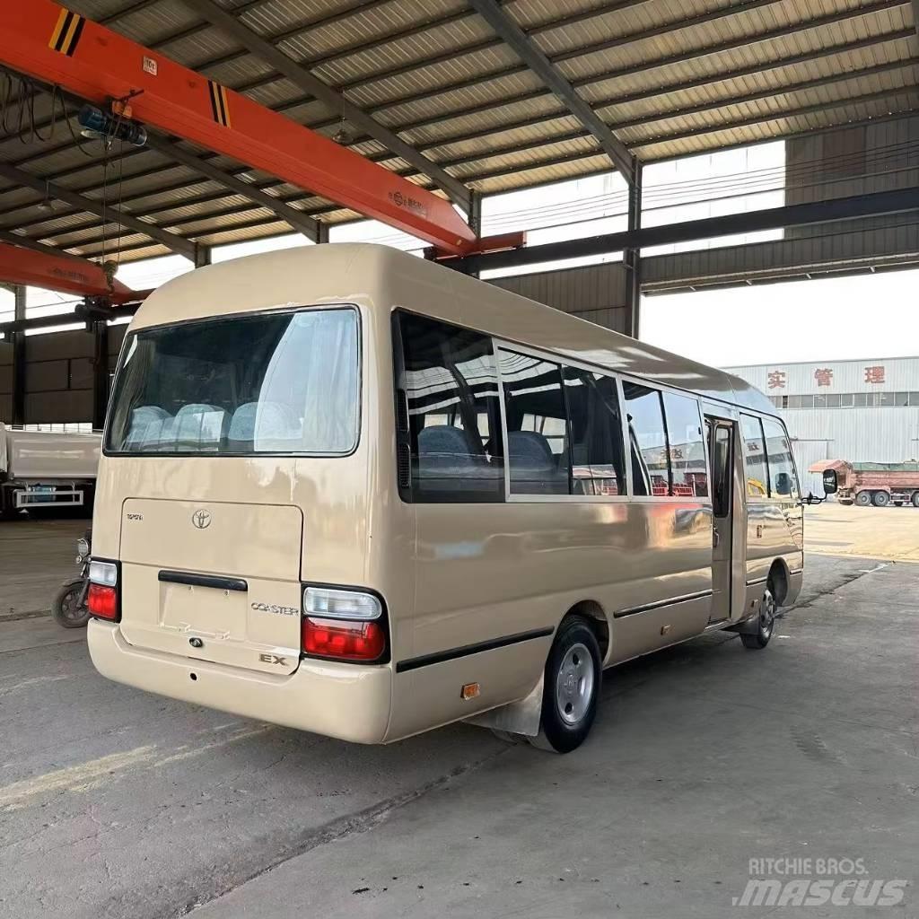 Toyota Coaster Bus 迷你巴士