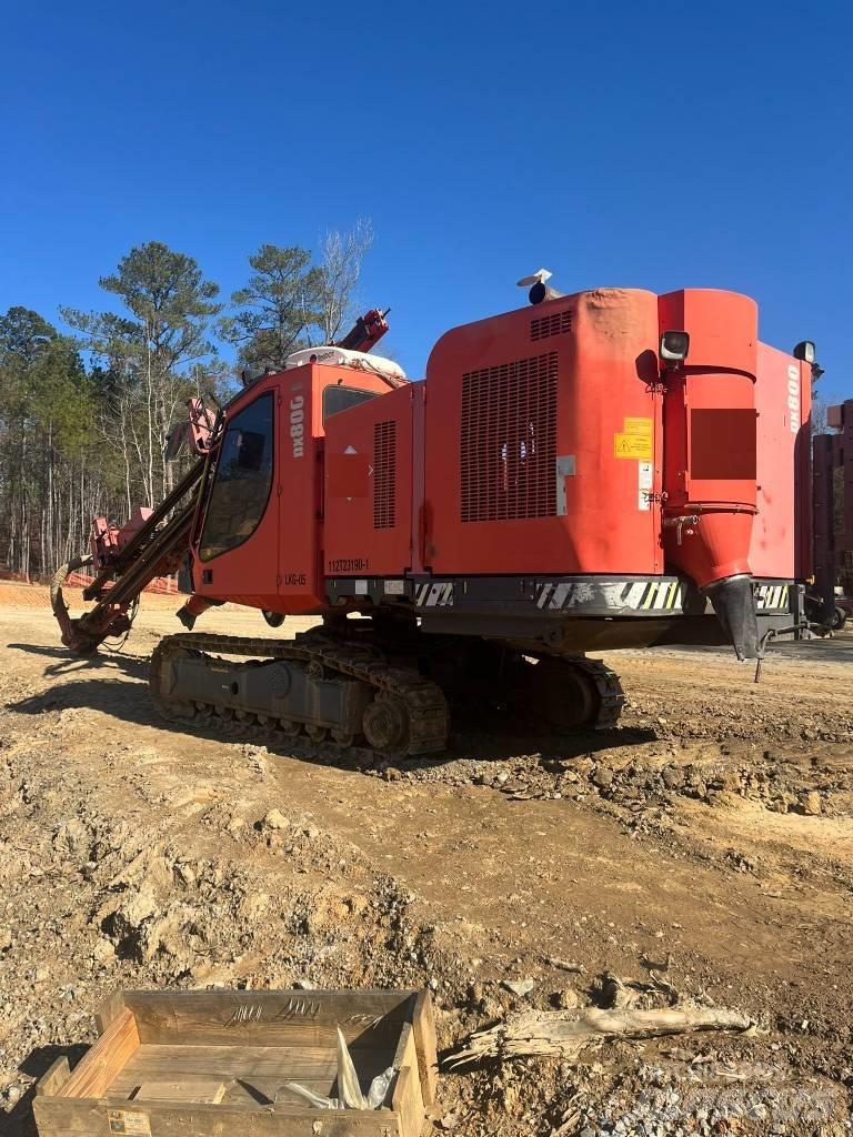 Sandvik DX800 鑽孔機