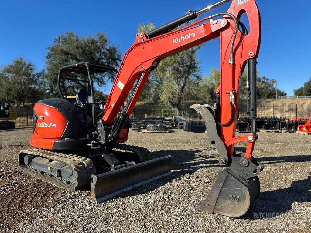 Kubota KX057-5R1 小型挖土機/掘鑿機<7t(小型挖掘機)