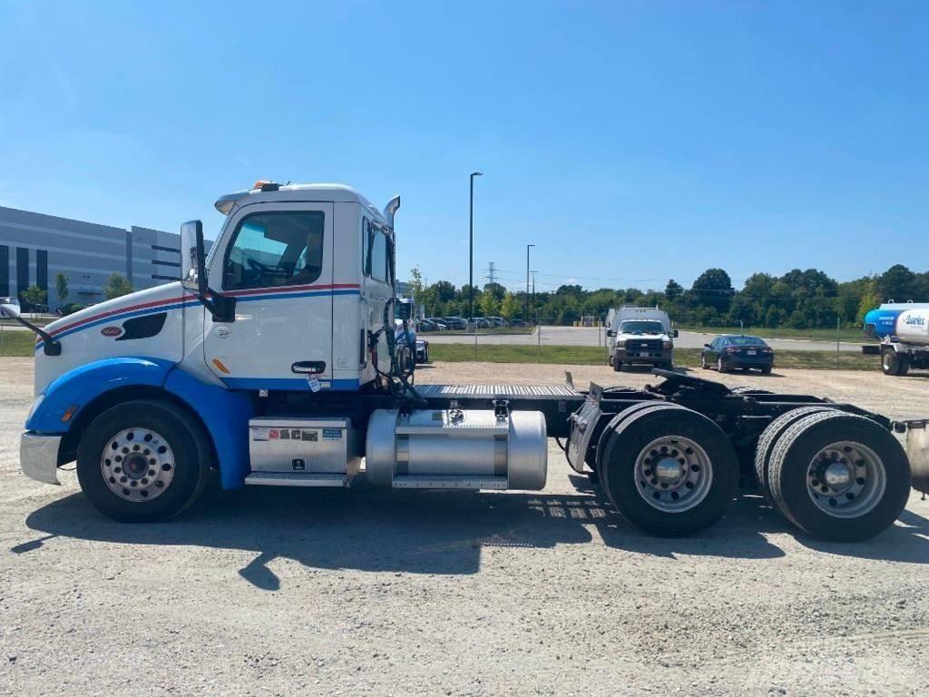 Peterbilt 579 曳引機組件
