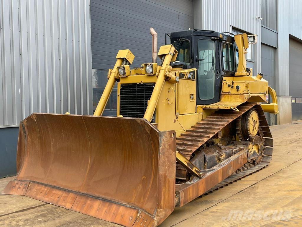 CAT D6T XL 履帶推土機