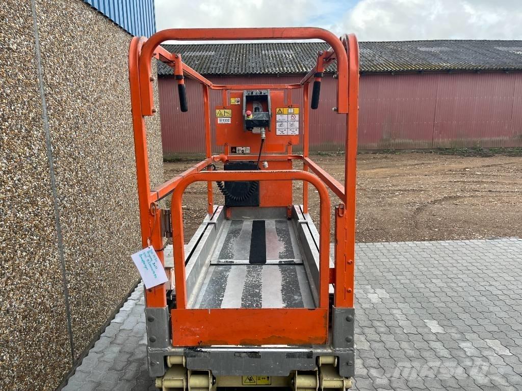 JLG 1930 ES 剪式升降機