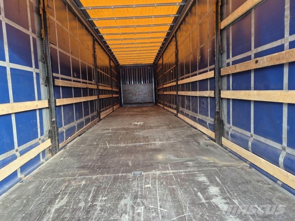 Krone schuifzeil 篷布卡車