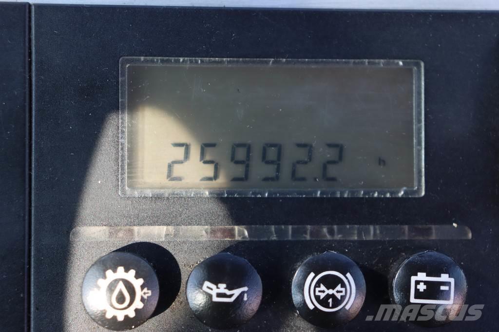 Terberg YT182 終端式曳引機