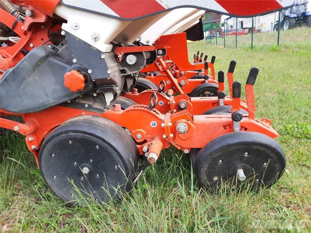 Kuhn Maxima 3RT 精密播種機