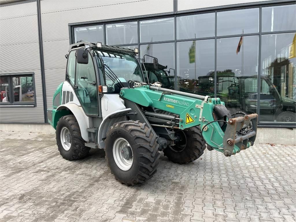 Kramer 680T 伸縮臂操作車