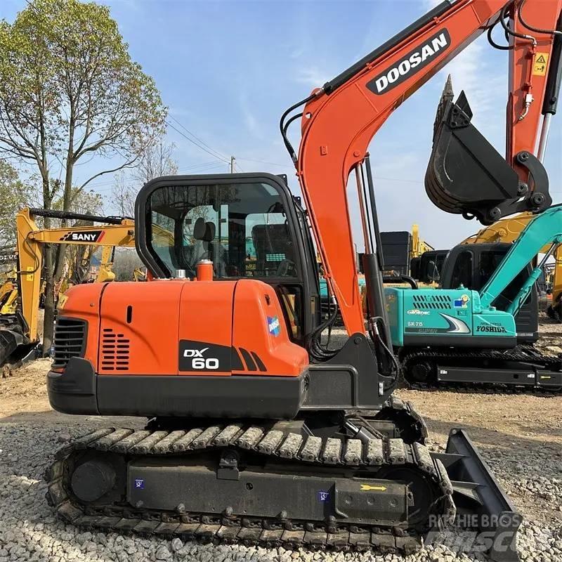Doosan DX 60 履帶式 挖土機/掘鑿機/挖掘機