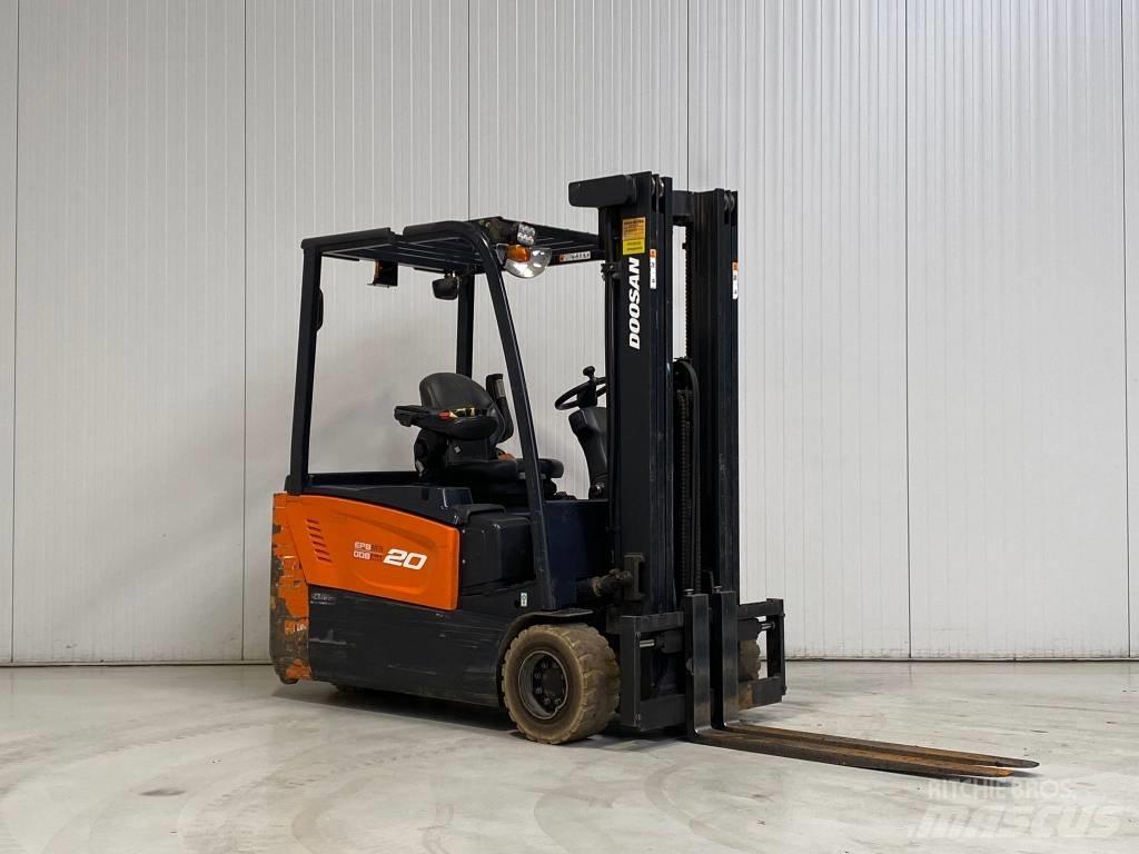 Doosan B20TL-7 電動堆高機