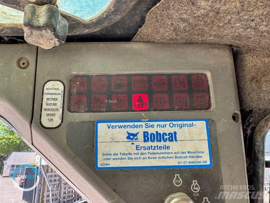Bobcat S130 滑移轉向裝載機