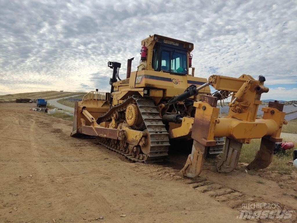 CAT D 9 R 履帶推土機