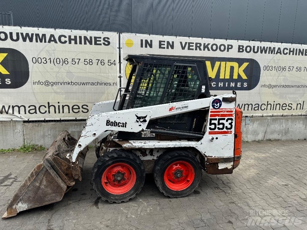 Bobcat 553 滑移轉向裝載機