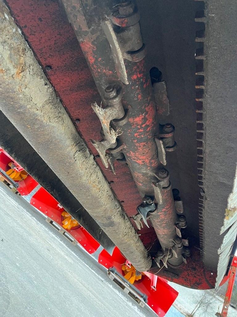 Maschio Corazza 230 莖葉去葉機