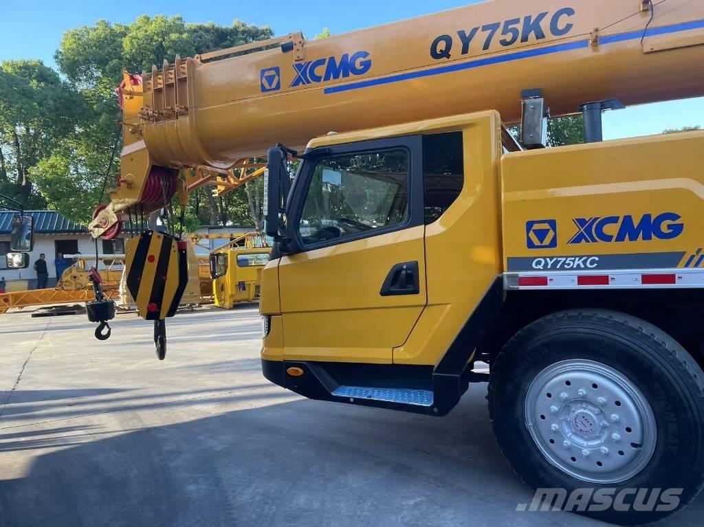 XCMG QY70KC 越野起重機