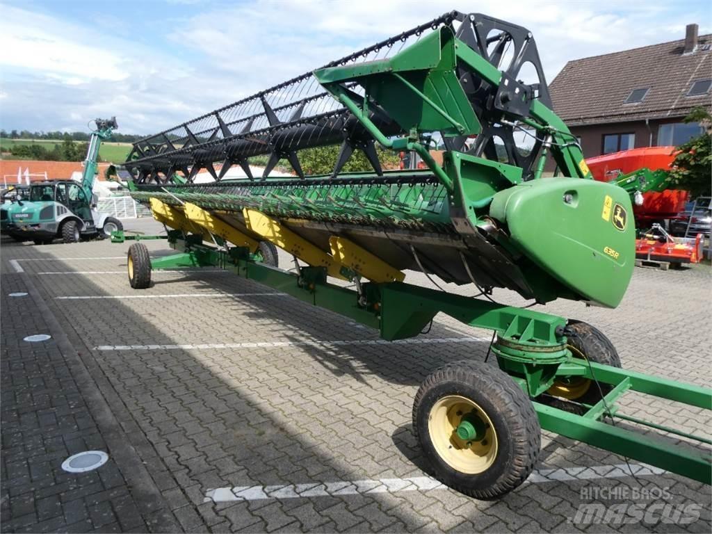 John Deere 635R 收穫機頭