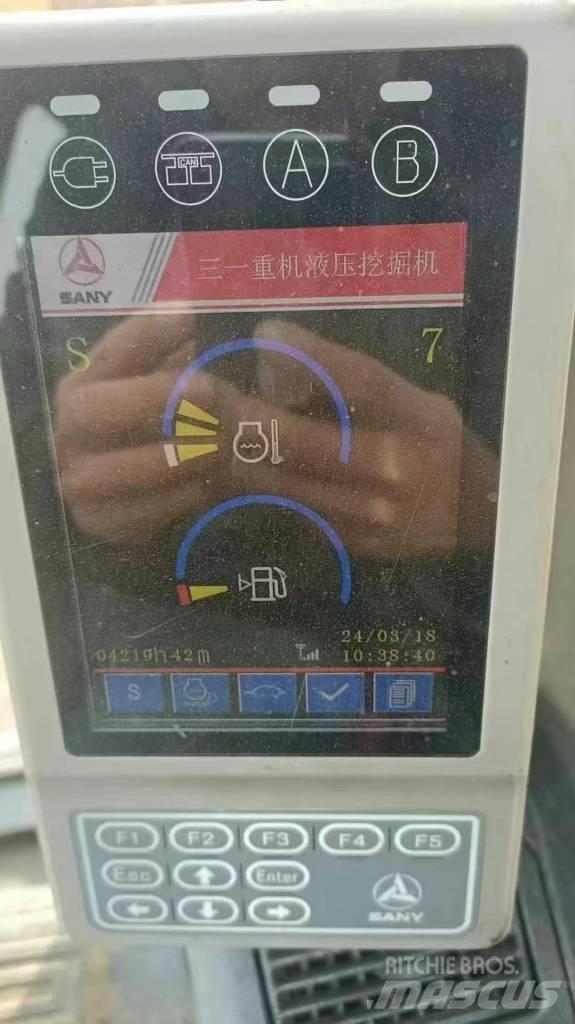 Sany SY 215 C 履帶式 挖土機/掘鑿機/挖掘機