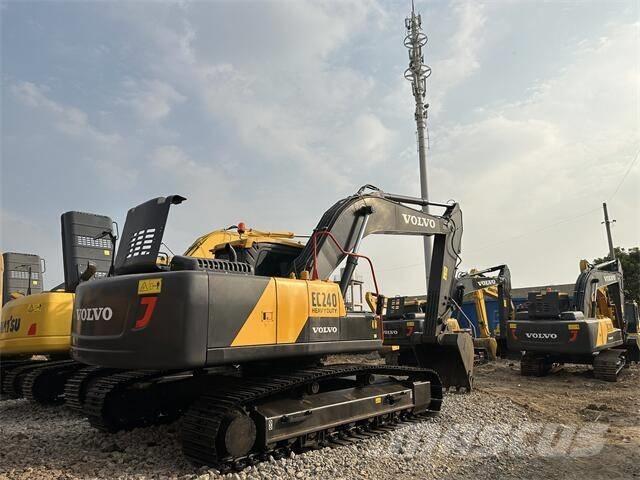 Volvo EC240 履帶式 挖土機/掘鑿機/挖掘機