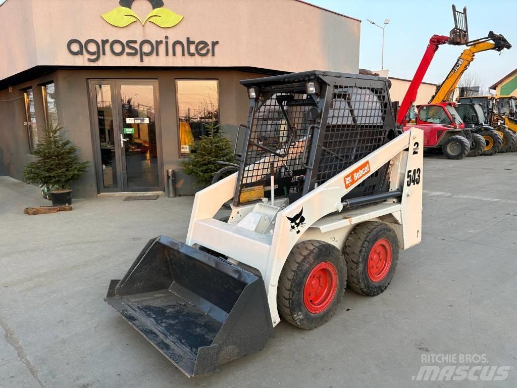 Bobcat 543 滑移轉向裝載機