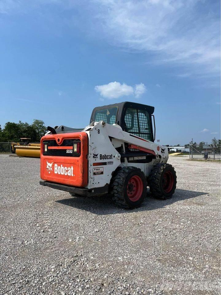 Bobcat S 550 滑移轉向裝載機
