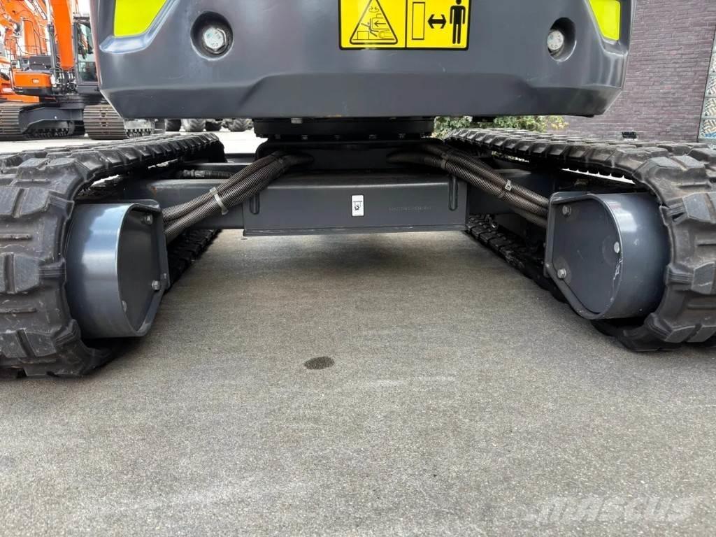 Develon DX20ZE 小型挖土機/掘鑿機<7t(小型挖掘機)
