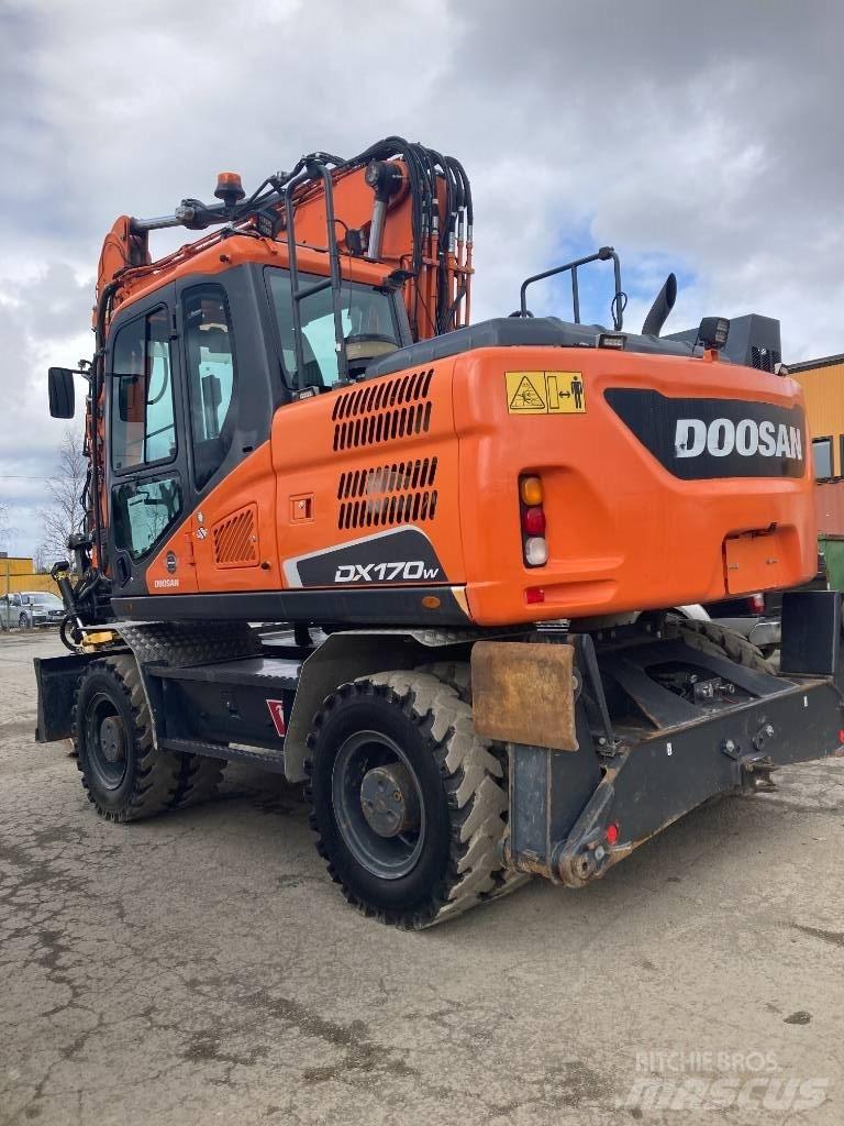 Doosan DX 170 W 旋轉式挖土機/掘鑿機/挖掘機