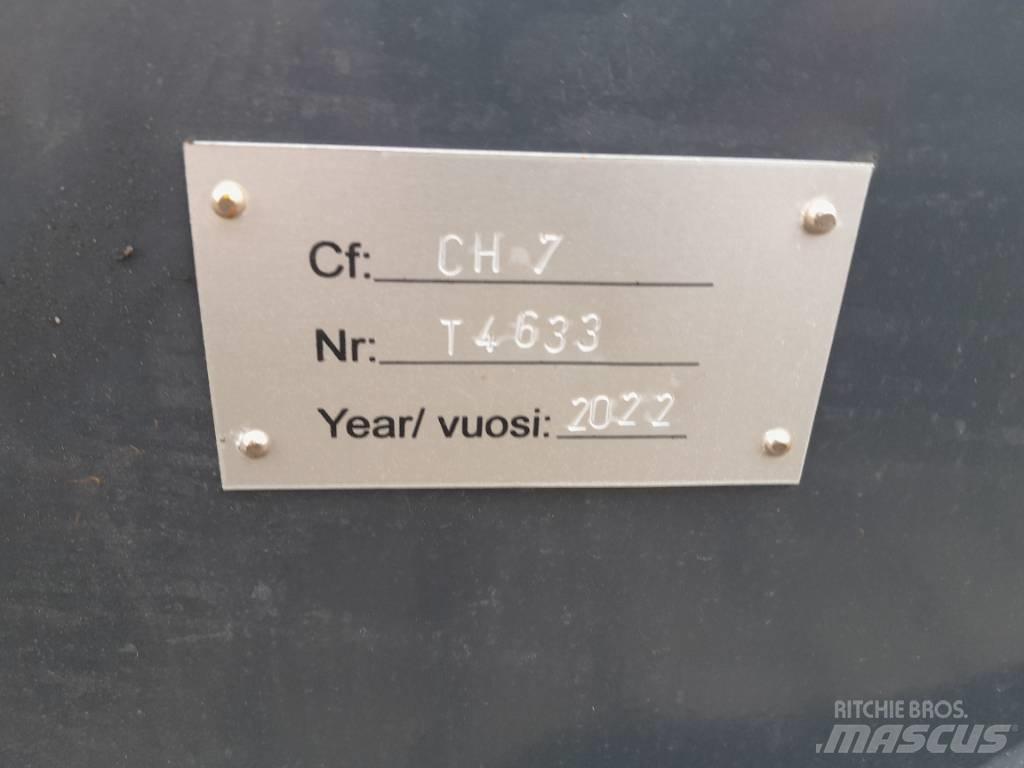 John Deere 1270G 吊桿和鏟斗