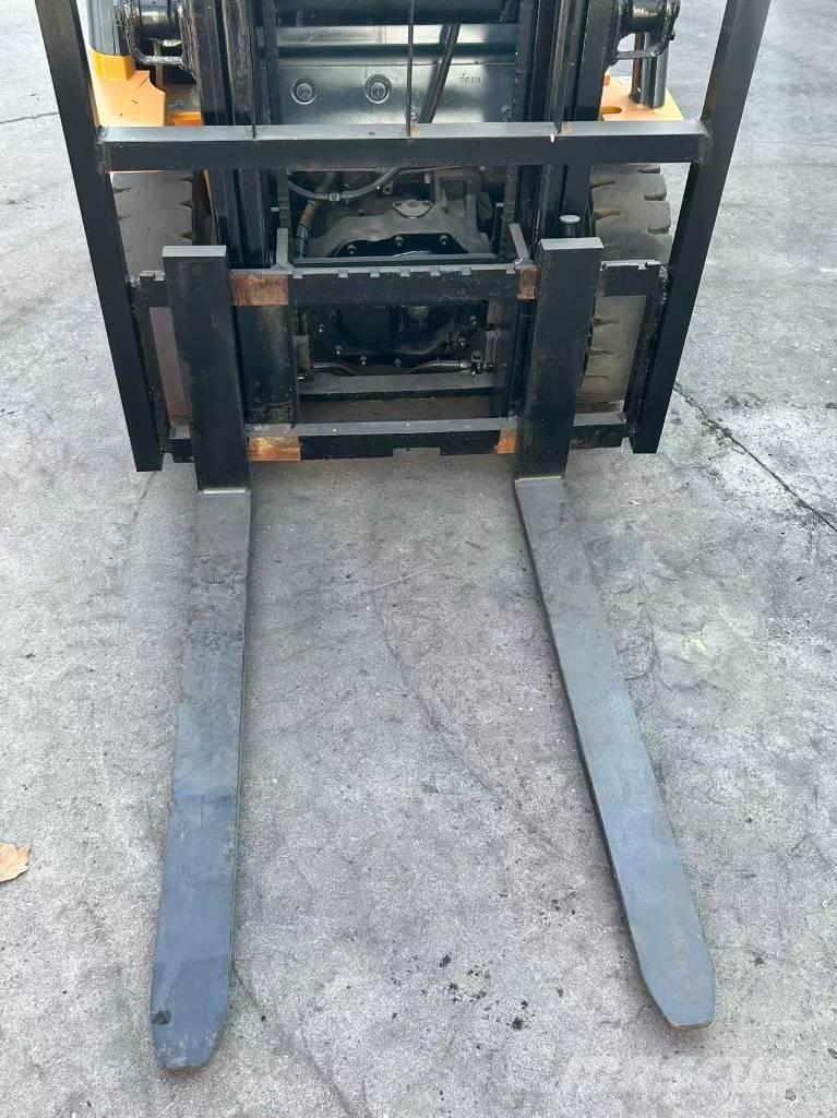 Toyota 1.5t 柴油卡車