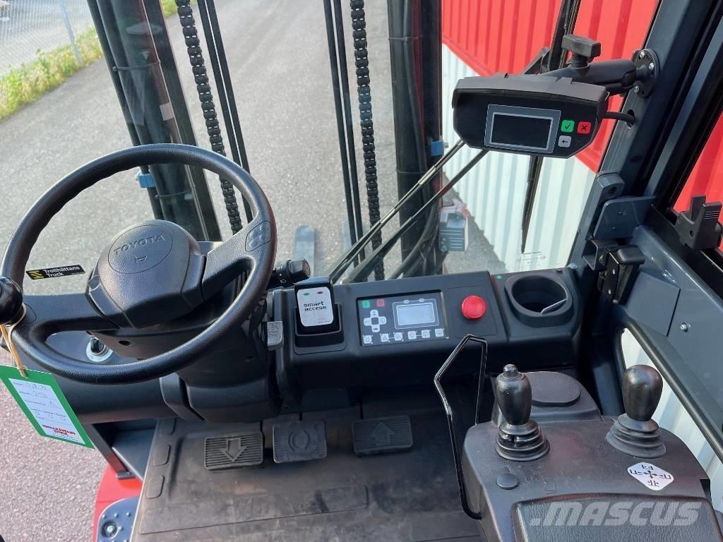 Toyota 8 FBMT 35 電動堆高機