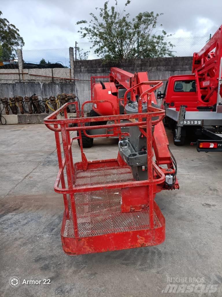 JLG 600 AJ 曲臂高空作業車