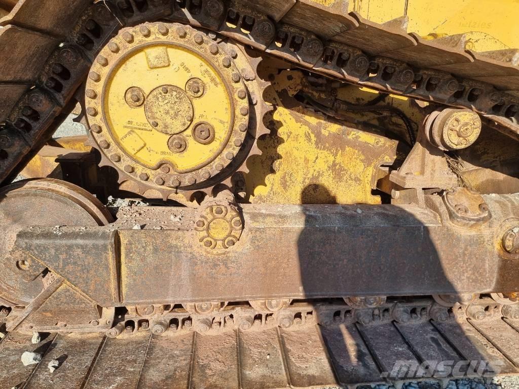 CAT D 4 H 履帶推土機