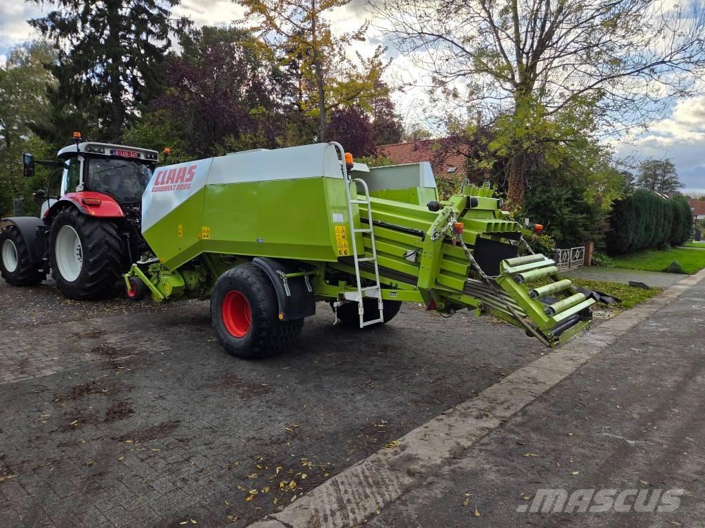 CLAAS Quandrant 2200 方形打捆機