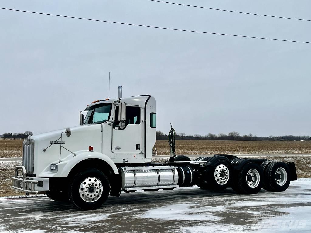 Kenworth T 800 曳引機組件