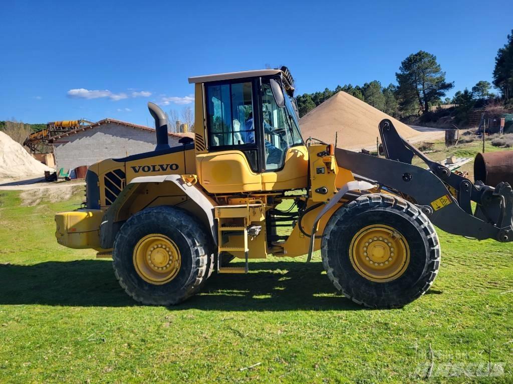 Volvo L90f 輪胎式裝載機