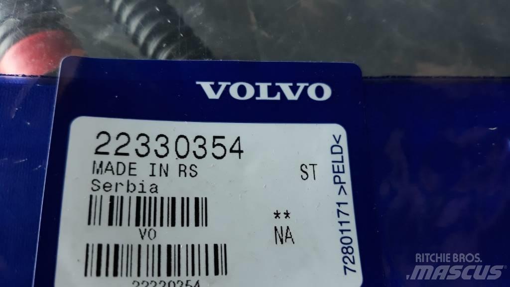 Volvo HOSE 22330354 其他組件