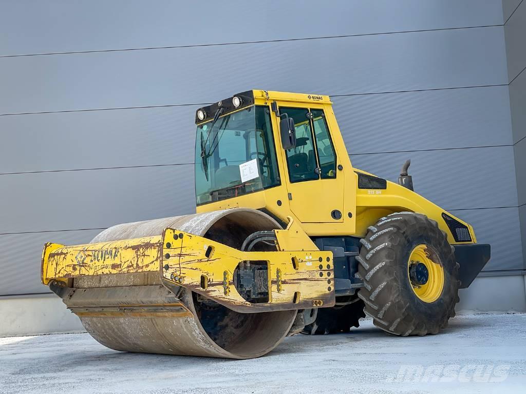 Bomag BW 213 DH-4 單輪滾壓機