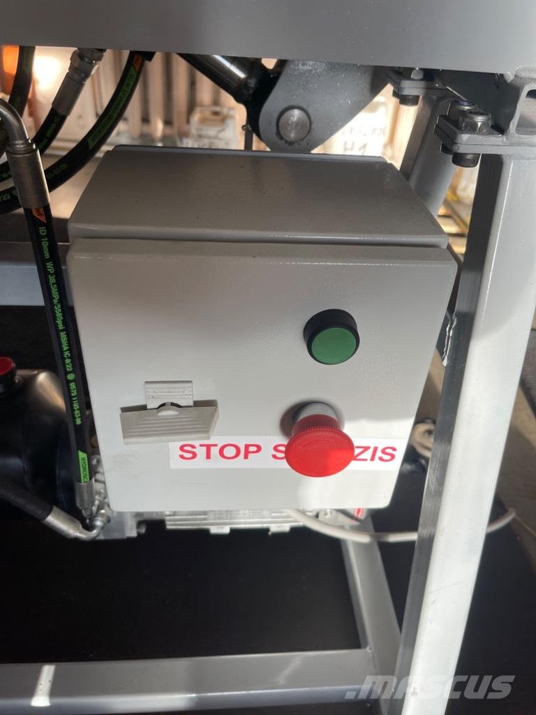  Sliežu taisnotājs 1 林業其他機械設備