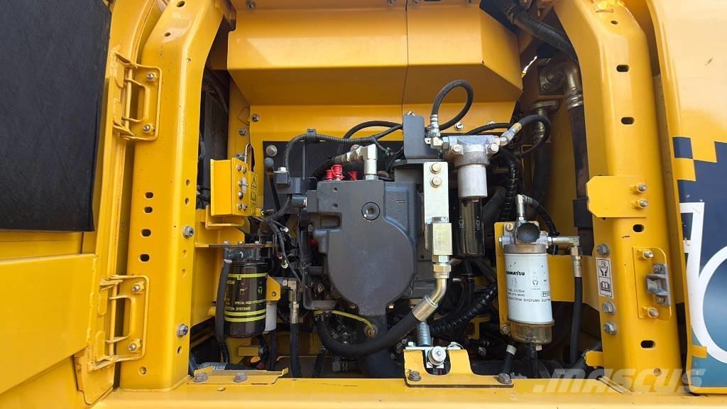 Komatsu HB 215 LC-3 履帶式 挖土機/掘鑿機/挖掘機