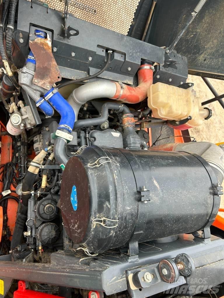 Doosan DA 30 鉸接式起吊車