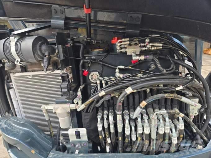 Hyundai HX 35 AZ 小型挖土機/掘鑿機<7t(小型挖掘機)