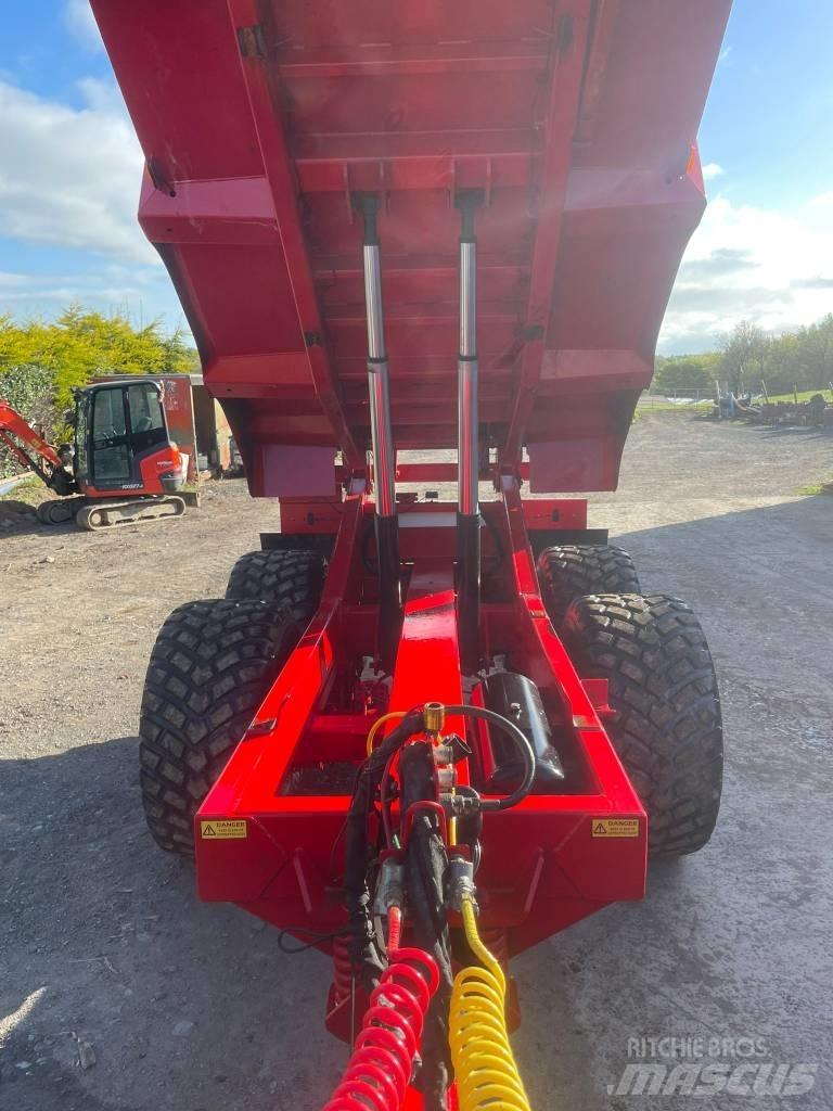 Redrock 18T Dumper 其他農業機械