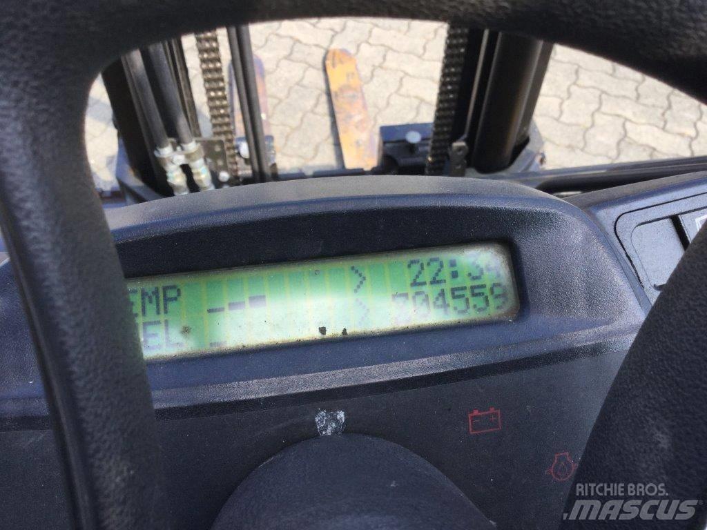 Yale GDP30VX 柴油卡車