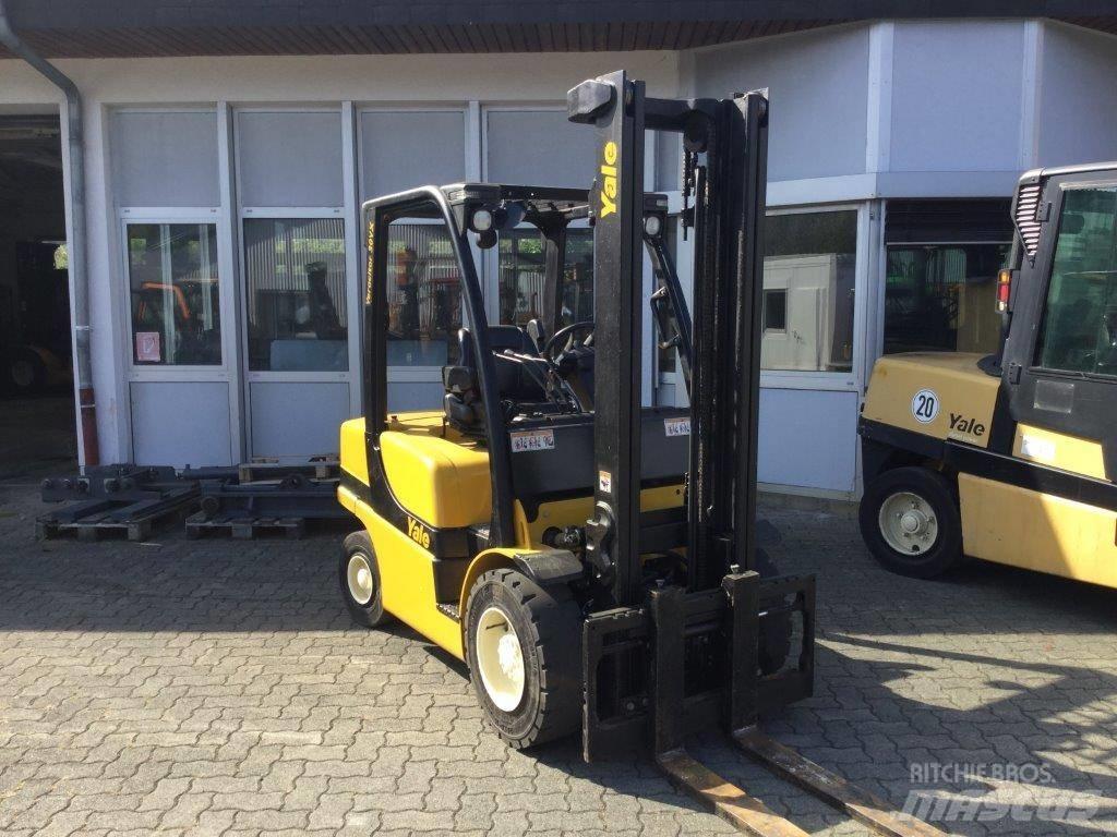 Yale GDP30VX 柴油卡車