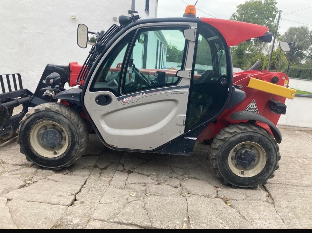 Manitou 625 伸縮臂操作車