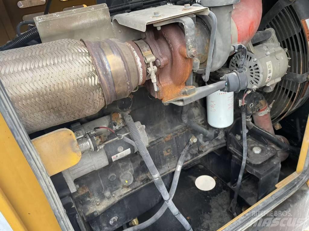 Sany SCC 600 A-6 履帶式起重機