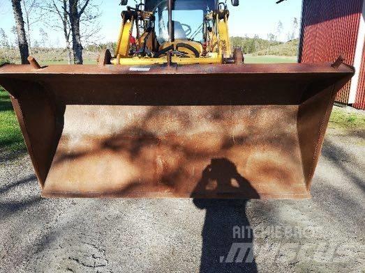 JCB 4 X 輪胎式裝載機