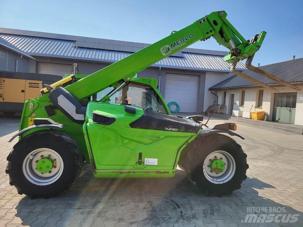 Merlo TF33.7 多功能裝載機