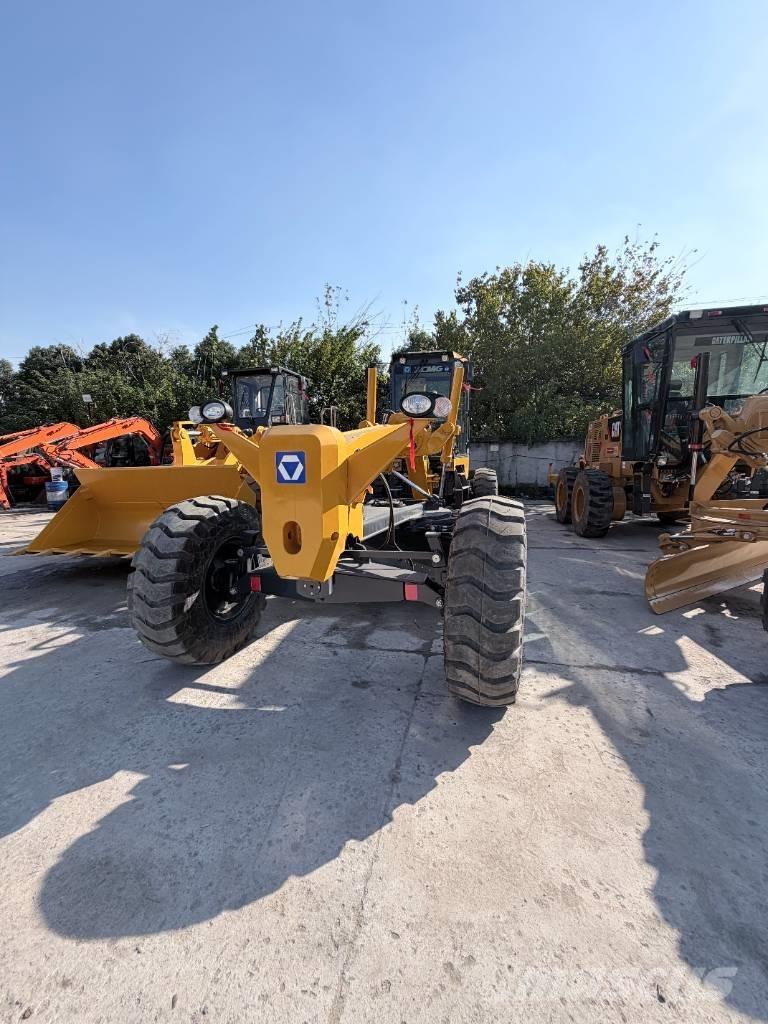 XCMG GR 2153 平土機