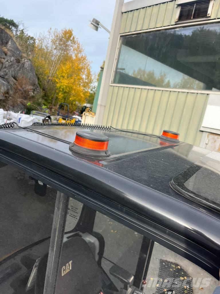 CAT 301.7 D Rototilt 小型挖土機/掘鑿機<7t(小型挖掘機)